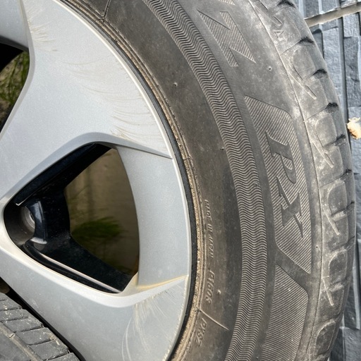 プリウス純正195/65R15 