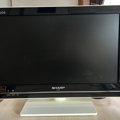 SHARP AQUOS 19型　テレビ
