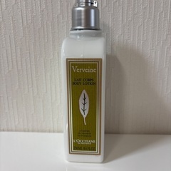 L'Occitane  Verveine BODY LOTION 250㎖の画像