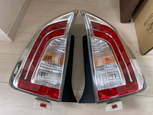 30プリウス 後期テール