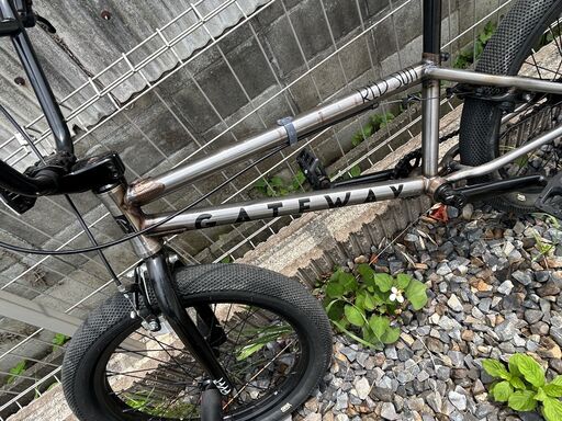 CULT GATEWAY BMX STREET VANSタイヤ カスタム ストリート仕様