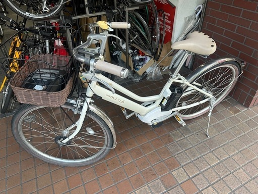 26インチ　YAMAHA（mina)　内装３段変速　バスケット付き電動アシスト自転車　ホワイト