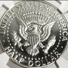 NGC 鑑定済 PF68 1964 アメリカ ケネディ ハーフダラー サイン 銀貨  古銭 コインの画像