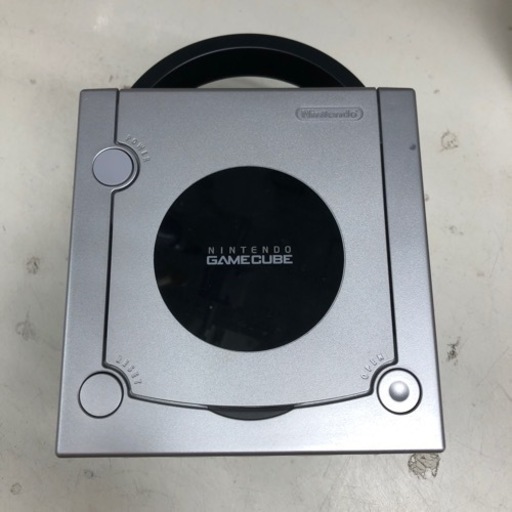 30日保証付き！Nintendo GAMECUBE 【1060003728041】