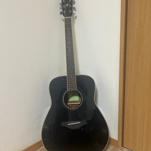 弦楽器、ギター YAMAHA FG820