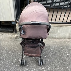 ベビーカー　の画像
