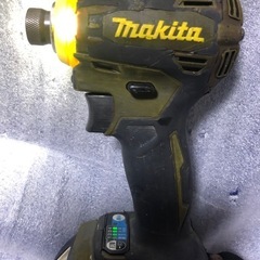 ⑦マキタインパクトドライバTD172D中古品、本体のみ、オリジナ...