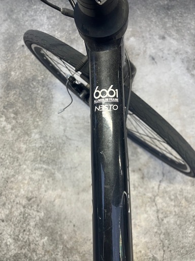 ネスト　クロスバイク（6/14迄に受け取れる方限定）