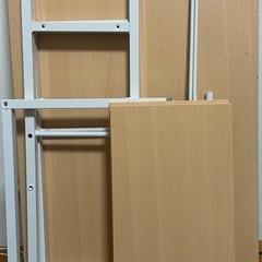 サンワダイレクト ローデスク 幅120cm 収納棚付き 左右入れ替え対応 パソコンデスク ロータイプ ライトブラウン 100-DESKH023LBRの画像