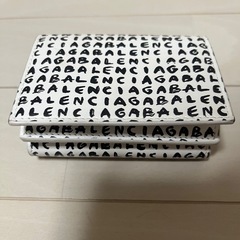バレンシアガ　三つ折り　財布