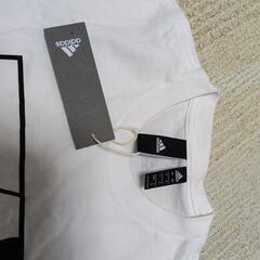 アディダス　Tシャツの画像