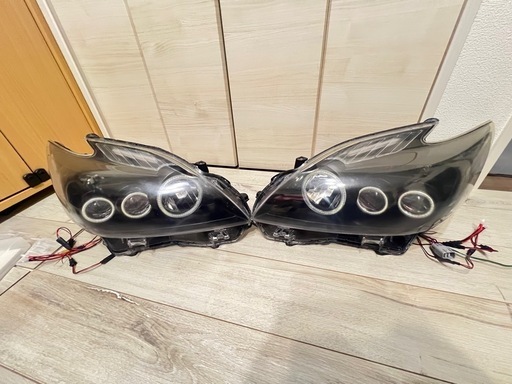 zvw30プリウスツリングヘットライト