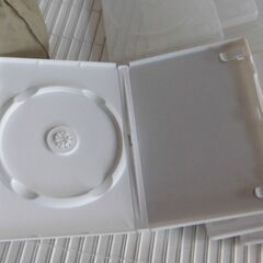 DVDのケース　たくさん　の画像