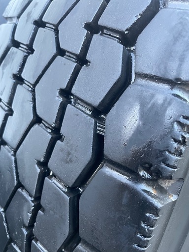 ダンロップミックスタイヤ225/90R17.5中古6本