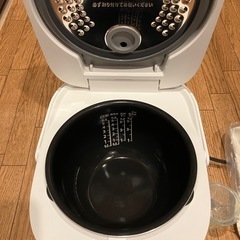 東芝　炊飯器　5.5合炊　開封済み未使用品の画像