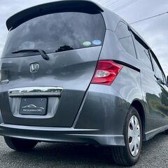 コミコミ🚘車検2年付！8人乗！両側パワースライドドア！ナビ！TV！バックカメラ！ETC！点検整備付き！フリード！の画像