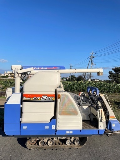 埼玉発　イセキコンバイン　ビバ320 中古品　稼働時間は198時間　動作確認済み