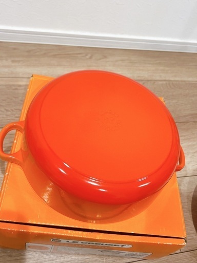LE CREUSET オレンジ 説明書付き　24センチ