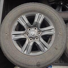 トヨタ　ハイラックス純正ホイールの画像