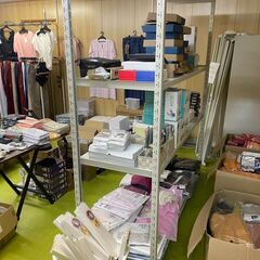 雑貨 服 新品未使用 100円 セール まとめ買い歓迎　卸ます　...