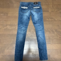 radyビジュー付きデニム　お取引き中です。の画像