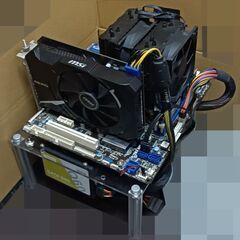 PC本体+ゲーミングキーボード+15.6インチモニター