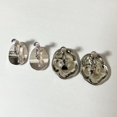 シルバーイヤリングのセット/ツヤ/マット/ネジバネ式の画像