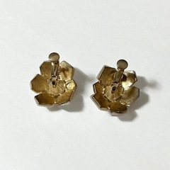 【値下げ】シェルイヤリング/大ぶり/華やか/結婚式などにの画像