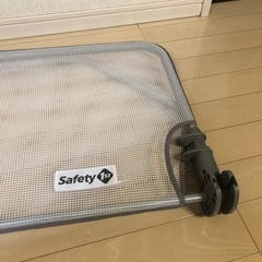 ベッドサイドガード　ほぼ未使用の画像