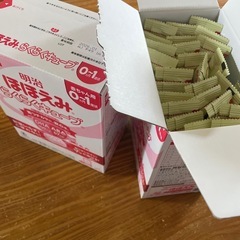 【お取引中】明治ほほえみキューブ❁57袋の画像