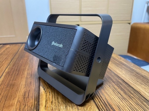 Netflix公式プロジェクター 天井投影