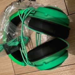 ヘッドフォン　RAZOR Kraken