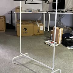 オフィス家具_放出⑦金属製ハンガー