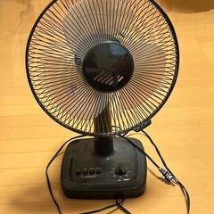 夏をクールに！快適に！首振り扇風機(1週間限定出品)