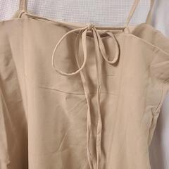 &lottie　クロップドシアートップス&ギャザーワンピースセットの画像