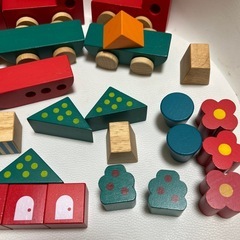 【エド・インター】カラフルな木製ブロックセットの画像