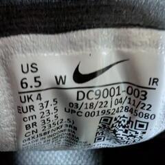 お値下げ♪ NIKE　ナイキ　スニーカー　23.5cm　ブラックの画像