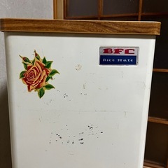 【取引中】昭和レトロ　花柄模様入りのハイザーの画像