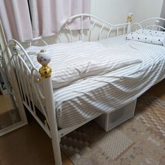 ニトリシングルベット