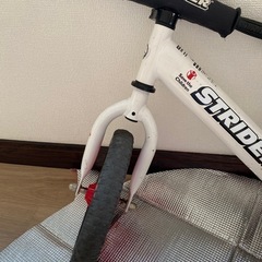 ストライダー&ヘルメットの画像