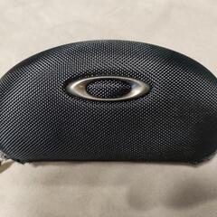 新品　格安　オークリー　ケース