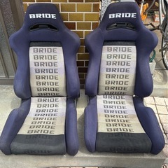 BRIDE BRIX 2脚セミバケットシート両側ダイヤル付き 