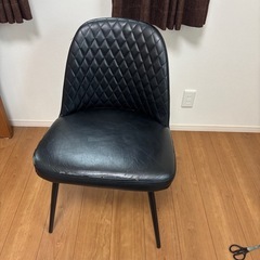 ダイニングチェア　椅子