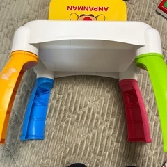 アンパンマンよくばりテーブルの画像