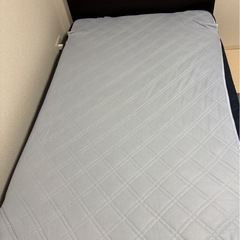 【最終値下げ】東京インテリア　セミダブル　マットレスの画像