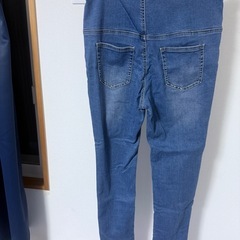 値下げしました。マタニティパンツ　ジーンズ　デニム　Mサイズ　美品　の画像
