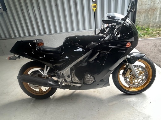 ヤマハ　FZR250 2KR レーサーレプリカ　ジェネシス　最終型仕様