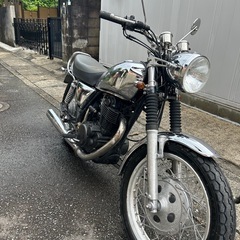 YAMAHA SR400-2 黒 格安提供車 エンジン始動確認 期間限定車体価格 現状渡し諸経費￥0の画像