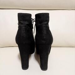 【美品】黒ショートブーツ　Мサイズの画像