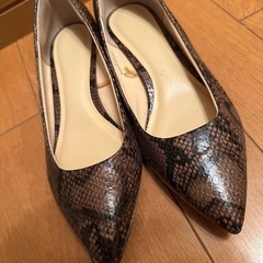 パンプス
